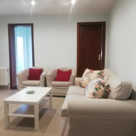 Amplio Piso De 4 Y Terraza En El Centro De Santiago * سانتياغو دي كومبوستيلا